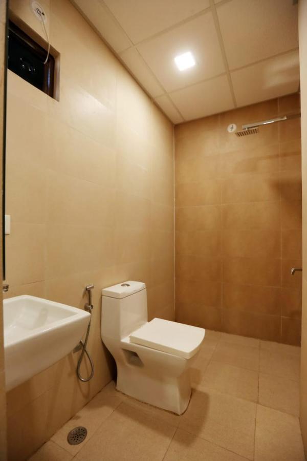 Hotel Ark Wood New Delhi Exterior foto
