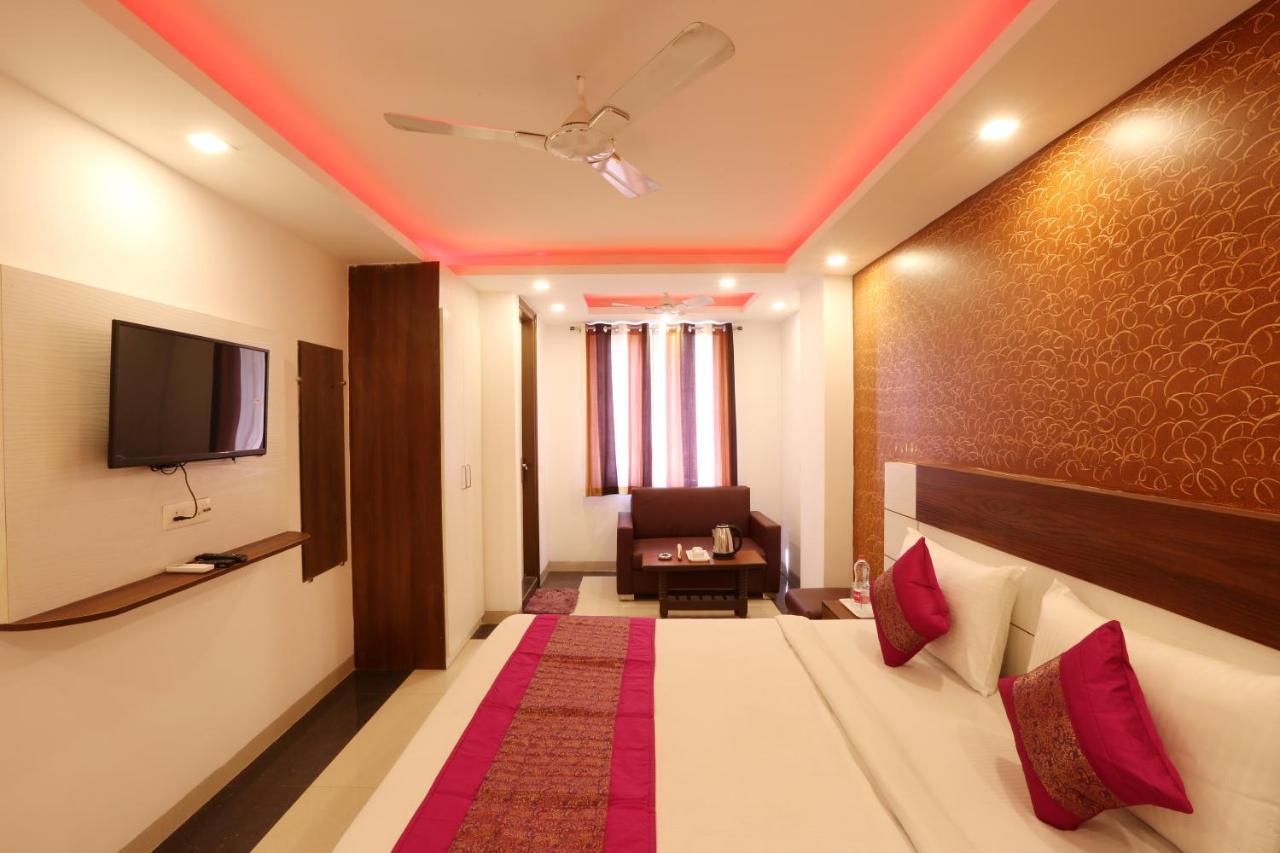 Hotel Ark Wood New Delhi Exterior foto